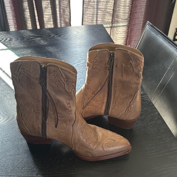 Free people new frontier doodle western boties - Picture 3 of 5